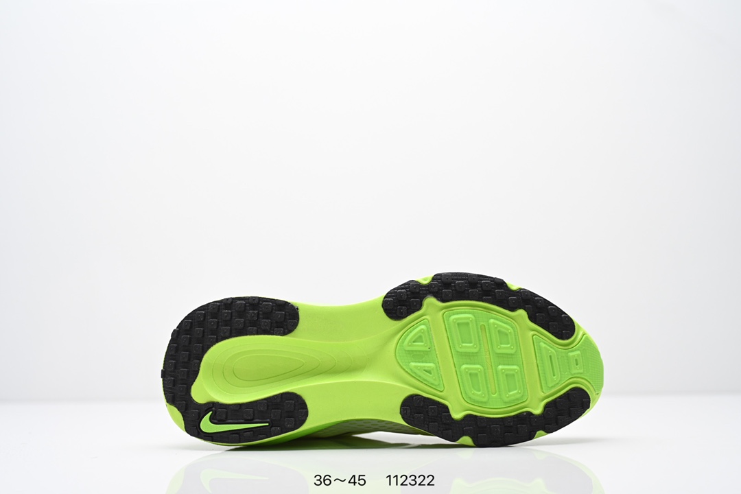 💰160
Nike Air Zoom Vomero 18 登月18 2025新款缓震休闲跑鞋 原鞋开发 内置全新缓震Zoom
气垫货号：HM6804 105   HQ2157 003
编码:112322
尺码；看图所示