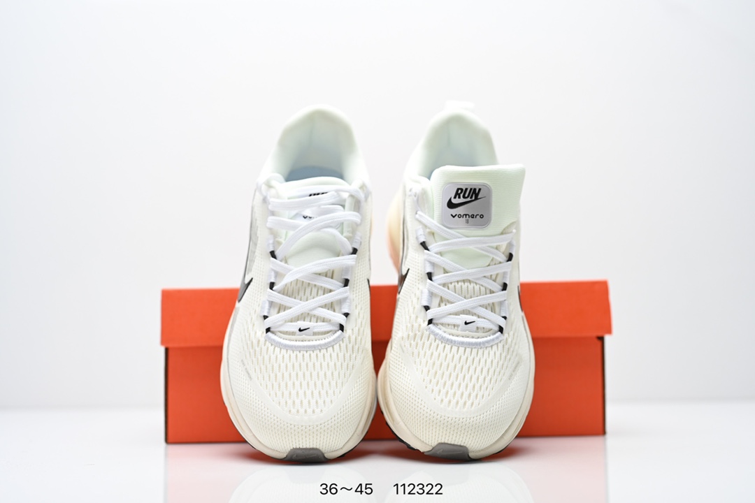 💰160
Nike Air Zoom Vomero 18 登月18 2025新款缓震休闲跑鞋 原鞋开发 内置全新缓震Zoom
气垫货号：HM6804 105   HQ2157 003
编码:112322
尺码；看图所示