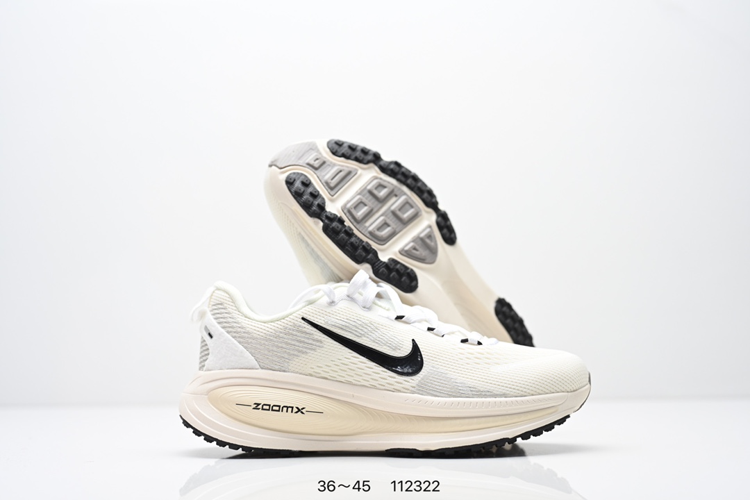 💰160
Nike Air Zoom Vomero 18 登月18 2025新款缓震休闲跑鞋 原鞋开发 内置全新缓震Zoom
气垫货号：HM6804 105   HQ2157 003
编码:112322
尺码；看图所示