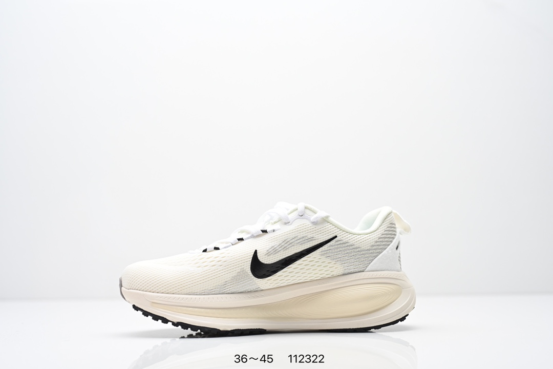 💰160
Nike Air Zoom Vomero 18 登月18 2025新款缓震休闲跑鞋 原鞋开发 内置全新缓震Zoom
气垫货号：HM6804 105   HQ2157 003
编码:112322
尺码；看图所示