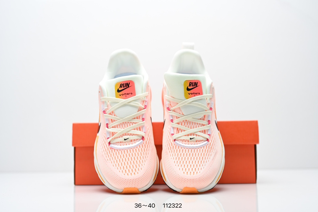 💰160
Nike Air Zoom Vomero 18 登月18 2025新款缓震休闲跑鞋 原鞋开发 内置全新缓震Zoom
气垫货号：HM6804 105   HQ2157 003
编码:112322
尺码；看图所示