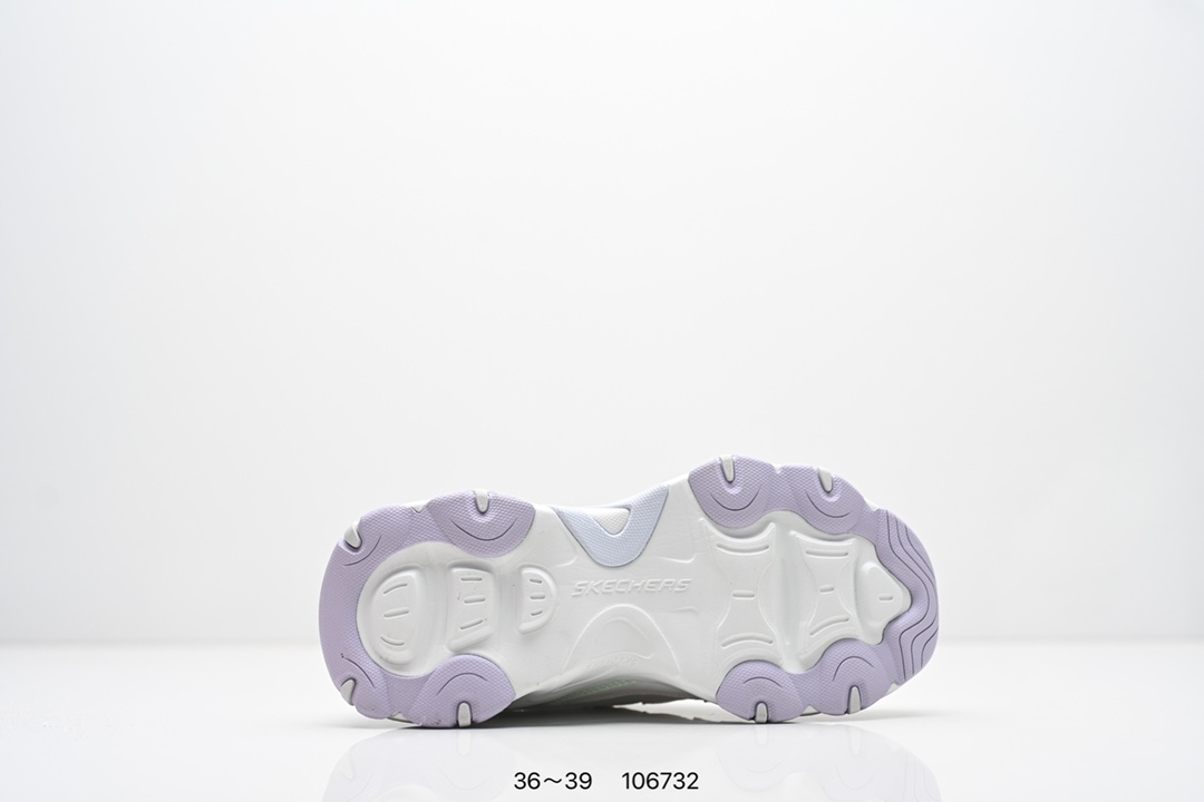 💰200
SKECHERS/斯凯奇 采用耐磨牛剖层皮革拼接网织布鞋面材质，护足充棉鞋扣,贴合脚踝，正确Air-Cooled记忆泡棉鞋垫双层结构高回弹，轻质耐磨吸震EVA橡胶材料鞋底组合仿生龙骨锯齿防滑底块❗️依旧经典百搭，美国运动休闲品牌&middot;斯凯奇Skechers D&ldquo;lites 1.0精英一代系列舒适熊猫老爹风厚底休闲运动复古慢跑 
货号：150524 / BKSL
码数：看图所示
编码：106732