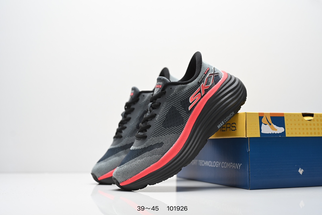 💰170
Skechers斯凯奇 D&lsquo;Lites Sipins舒适柔软时尚百搭 低帮运动鞋
货号：220611/BLK
尺码：39～45
编码：101926
