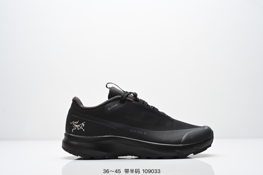 集合💰205
Arcteryx始祖鸟 NORVAN LD 3GTX 覆盖防水 低帮户外登山徒步鞋
特有的独立衬垫 穿着更合脚 带有Gore-Tex防水内衬 提供透气性和防风雨性能 同时内靴带有橡胶平底 与外靴分离后可单独作为营地鞋使用 鞋面为无缝层压拼接的4层结构 兼顾耐久和轻量 并提供足够的透气性 中底使用轻量的EVA泡沫制成 轻量柔软具有弹性 并吸收脚部作用力 Bora系列的Vibram大底通过不同模块的组合 使其具备了较好的支撑性和抓地力 在脚跟部位特别设计了Y型突起结构,稳定脚部动作 提升制动功能 适合徒步 登山等户外活动
尺码:36~45半
ID:109033