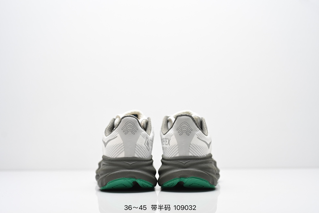 💰200
小红书推荐HOKA M CLIFTON 9 全新配色 这个品牌来自于新西兰的毛利语，HOKA表示大地，ONE ONE表示飞越，连起来就是飞越地平线，ONE ONE不是读作“万万”，正确读法是“欧尼欧尼”。 HOKA在超厚中底方面的积累，让它跑在了其他厂商的前面，推出的跑鞋以缓震和轻量的优势，得到,众多跑者的青睐
货号:1132210 / HMBC
尺码:36 36.5 37.5 38 38.5 39 40 40.5 41 42 42.5 43 44 45
ID:109032
