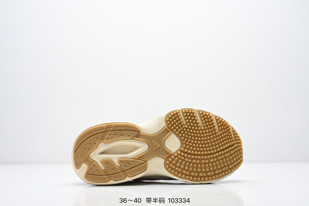 💰210
Adidas ULTRABOOST LIGHT轻弹系列低帮袜套式针织透气缓震休闲运动慢跑鞋搭载LIGHT BOOST中底的ULTRABOOST跑步鞋历经10年不断创新以科技重塑跑步，阿迪达斯推出全新ULTRABOOST LIGHT超轻新科技。 这款ULTRABOOST LIGHT跑步鞋，力求为跑步添活力。搭载LIGHT BOOST中底—adidas BOOST中底的新鲜演绎，无论节奏快慢、距离长短，伴你活力畅跑  
货号：HQ6351 
尺码：看图所示
ID:编码：103334