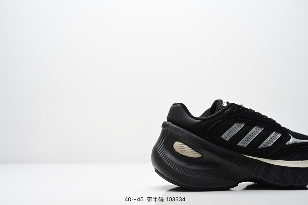 💰210
Adidas ULTRABOOST LIGHT轻弹系列低帮袜套式针织透气缓震休闲运动慢跑鞋搭载LIGHT BOOST中底的ULTRABOOST跑步鞋历经10年不断创新以科技重塑跑步，阿迪达斯推出全新ULTRABOOST LIGHT超轻新科技。 这款ULTRABOOST LIGHT跑步鞋，力求为跑步添活力。搭载LIGHT BOOST中底—adidas BOOST中底的新鲜演绎，无论节奏快慢、距离长短，伴你活力畅跑  
货号：HQ6351 
尺码：看图所示
ID:编码：103334