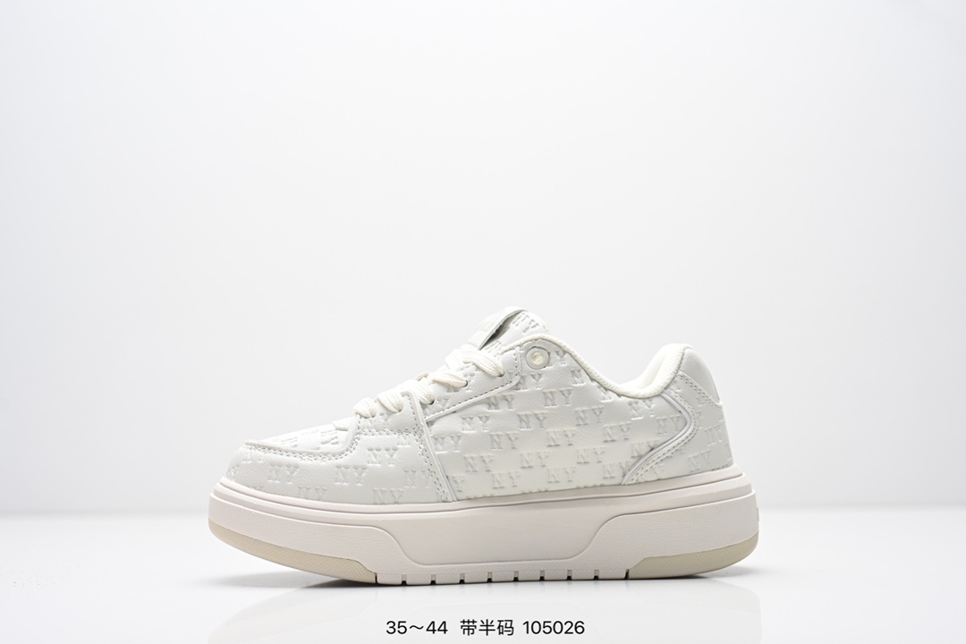 💰170
MLB CHUNKY LINER MID CLASSIC MONOGRAM 厚底休闲鞋 NY印花限定 牛皮材质运动鞋 
货号：3ASXE035N
尺码：看图所示                   
编号：105026