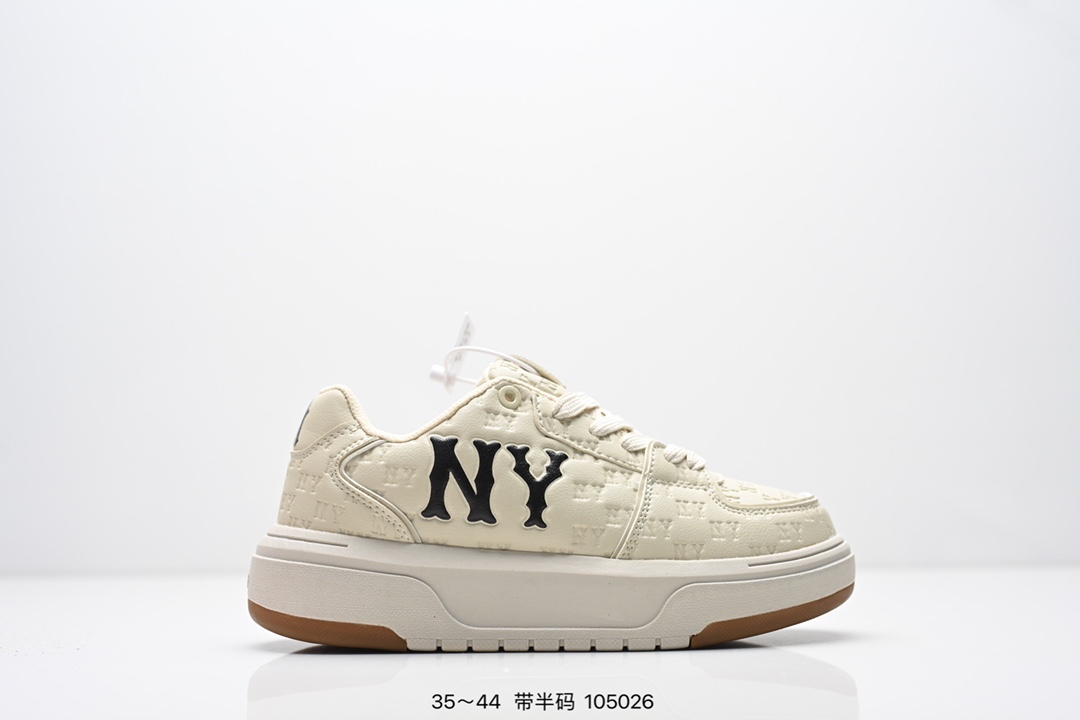 集合💰170
MLB CHUNKY LINER MID CLASSIC MONOGRAM 厚底休闲鞋 NY印花限定 牛皮材质运动鞋 
货号：3ASXE035N
尺码：看图所示                   
编号：105026