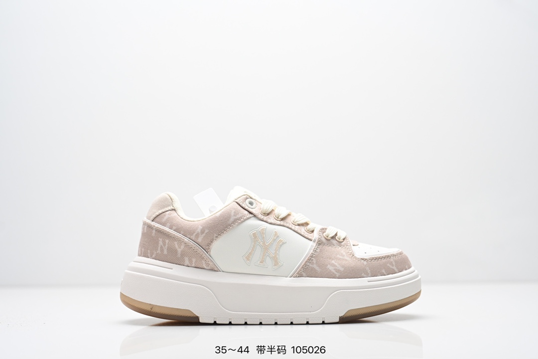 集合💰170
MLB CHUNKY LINER MID CLASSIC MONOGRAM 厚底休闲鞋 NY印花限定 牛皮材质运动鞋 
货号：3ASXE035N
尺码：看图所示                   
编号：105026