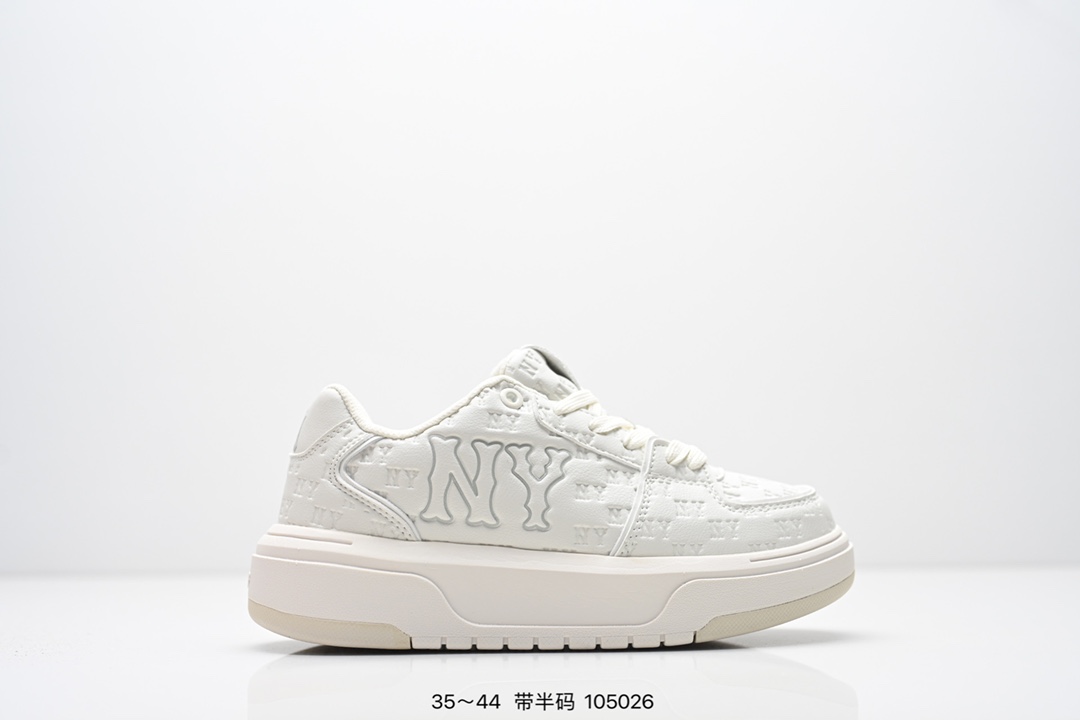 集合💰170
MLB CHUNKY LINER MID CLASSIC MONOGRAM 厚底休闲鞋 NY印花限定 牛皮材质运动鞋 
货号：3ASXE035N
尺码：看图所示                   
编号：105026