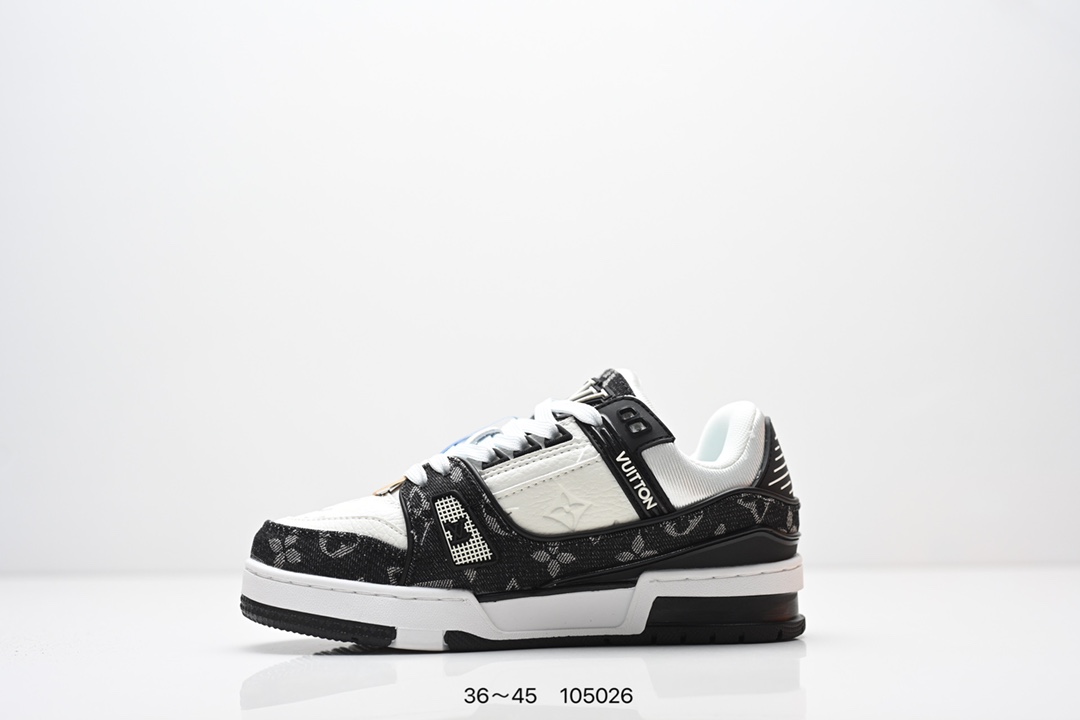 💰170
Louis Vuitton Trainer Sneaker 路易威登低帮休闲鞋 艺术总监 Virgil Abloh 设计的路易威登手写标识则于侧面彰显品牌格调. 经典老花 牛皮材质 Size:36-45码                  
编码：105026