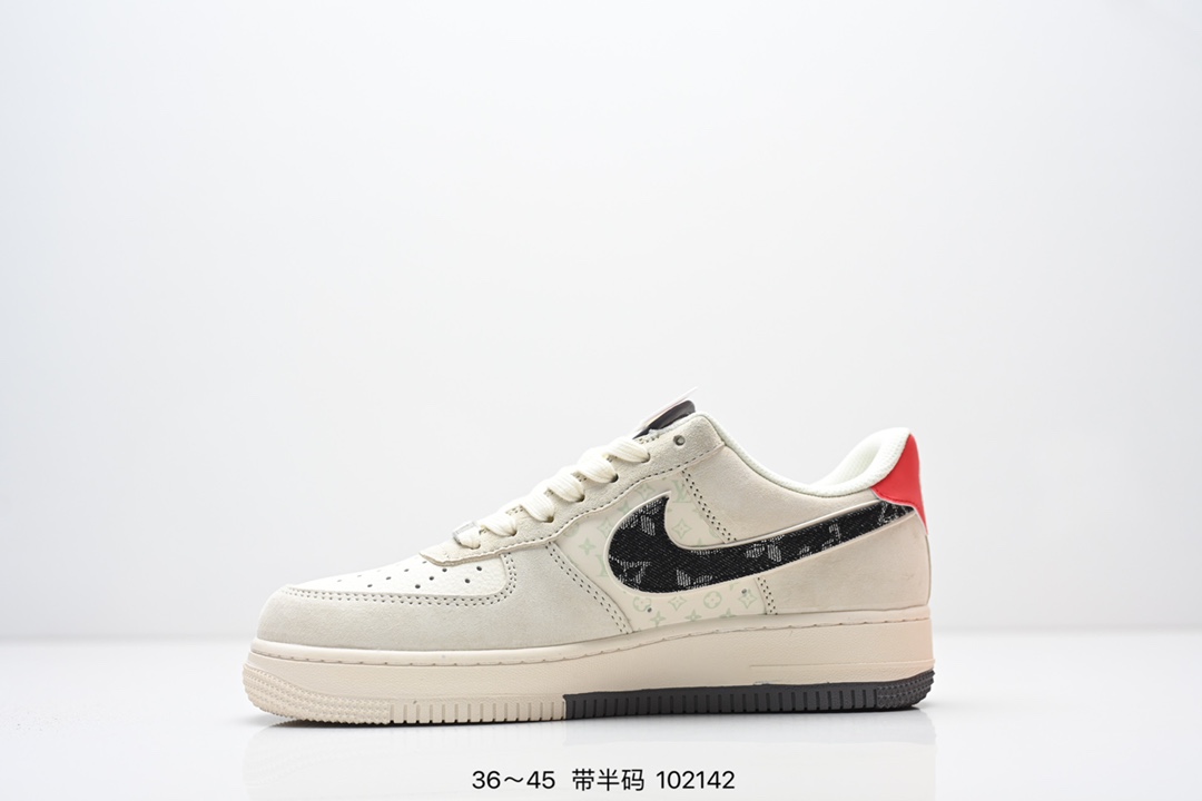 💰250
NIKE AIR FORCE 1‘07 LV8
原楦头原纸板 打造纯正低帮空军版型
专注外贸渠道 全掌内置蜂窝气垫 
原盒配件 原厂中底钢印、拉帮完美
货号：SM6188
Size:36～45半
ID:102142