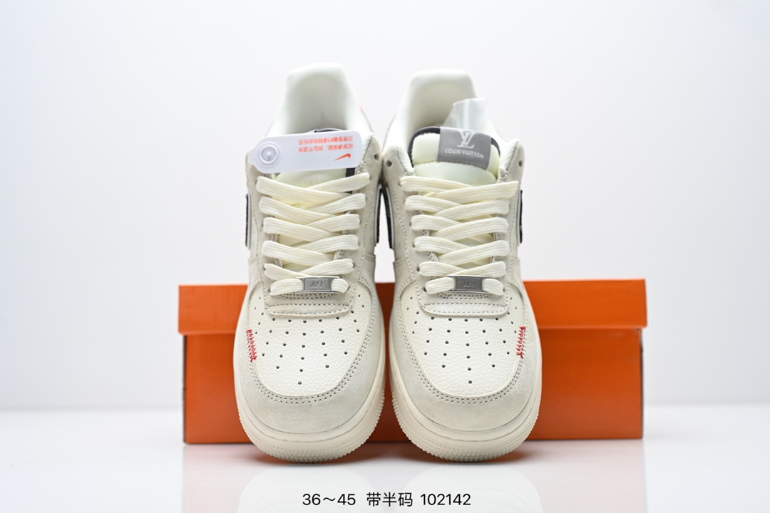 💰250
NIKE AIR FORCE 1‘07 LV8
原楦头原纸板 打造纯正低帮空军版型
专注外贸渠道 全掌内置蜂窝气垫 
原盒配件 原厂中底钢印、拉帮完美
货号：SM6188
Size:36～45半
ID:102142