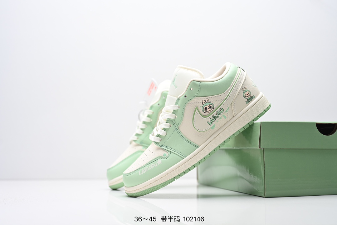 💰270
耐克Nike Air Jordan 1 Mid”Green Yellow“AJ1乔丹一代中帮经典复古文化休闲运动篮球鞋
货号：QR2025
尺码:36 36.5 37.5 38 38.5 39 40 40.5 41 42 42.5 43 44 45 
ID:102146