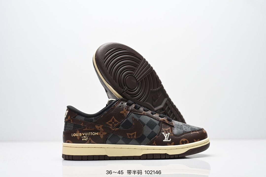 💰270
NK Dunk Low Retro “DIY高端定制”
低帮休闲运动板鞋
原装头层材料 用料绝不含糊 独家版型蒸餾加工帶來的是更好的视觉和脚感体验 清洁度 电绣工艺 皮料切割干净无任何毛边 细节完美
货号:SC0601
尺码:36 36.5 37.5 38 38.5 39 40 40.5 41 42 42.5 43 44 45 
ID:102146
