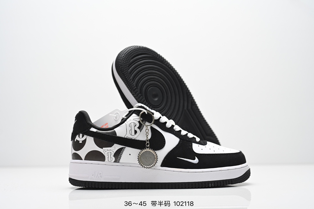 特价💰130
NIKE AIR FORCE 1‘07 LV8
原楦头原纸板 打造纯正低帮空军版型
专注外贸渠道 全掌内置蜂窝气垫 
原盒配件 原厂中底钢印、拉帮完美 
货号:CS5288
Size:36 36.5 37.5 38 38.5 39 40 40.5 41 42 42.5 43 44 45
编号：102118