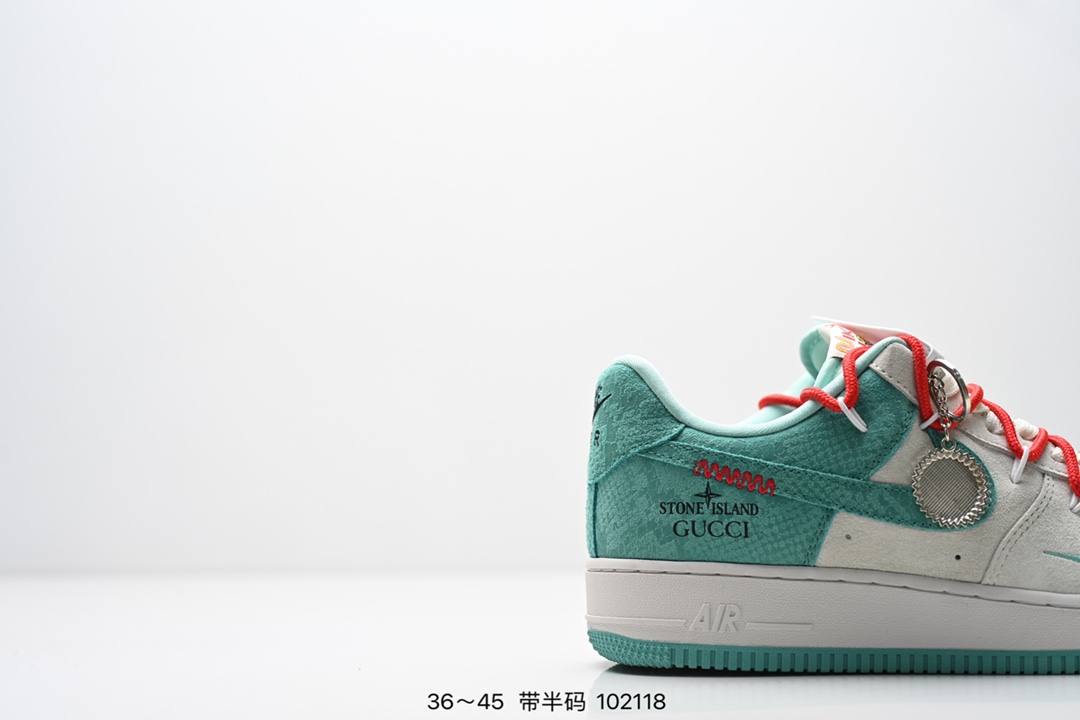 特价💰130
NIKE AIR FORCE 1‘07 LV8
原楦头原纸板 打造纯正低帮空军版型
专注外贸渠道 全掌内置蜂窝气垫 
原盒配件 原厂中底钢印、拉帮完美 
货号:CS5288
Size:36 36.5 37.5 38 38.5 39 40 40.5 41 42 42.5 43 44 45
编号：102118
