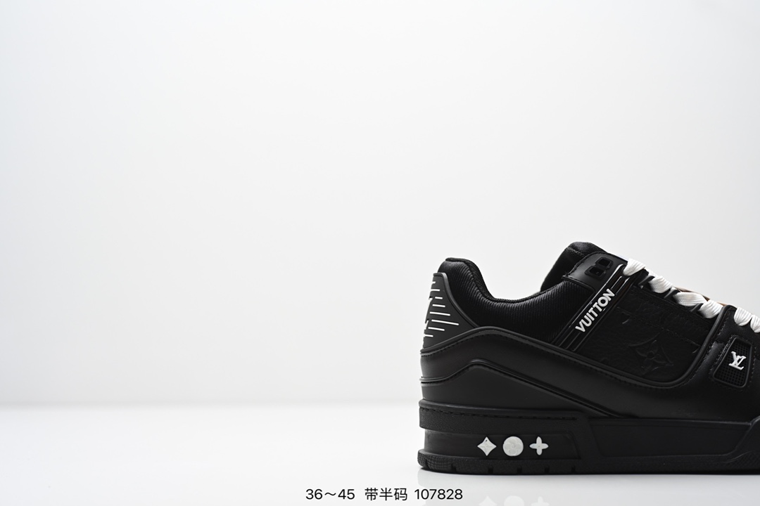 💰180
全新LV路易威登Louis Vuitton Trainer Sneaker Low休闲运动文化百搭板鞋 
尺码:36-45半
ID:107828