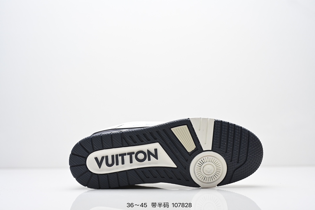 💰180
全新LV路易威登Louis Vuitton Trainer Sneaker Low休闲运动文化百搭板鞋 
尺码:36-45半
ID:107828