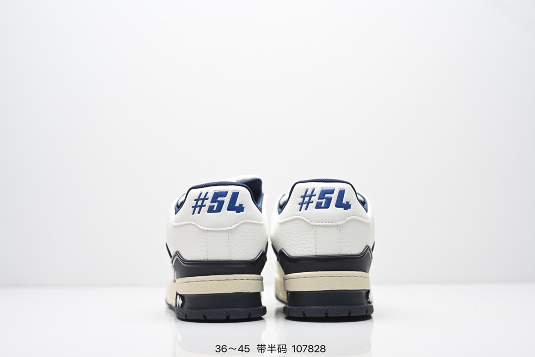 💰180
全新LV路易威登Louis Vuitton Trainer Sneaker Low休闲运动文化百搭板鞋 
尺码:36-45半
ID:107828