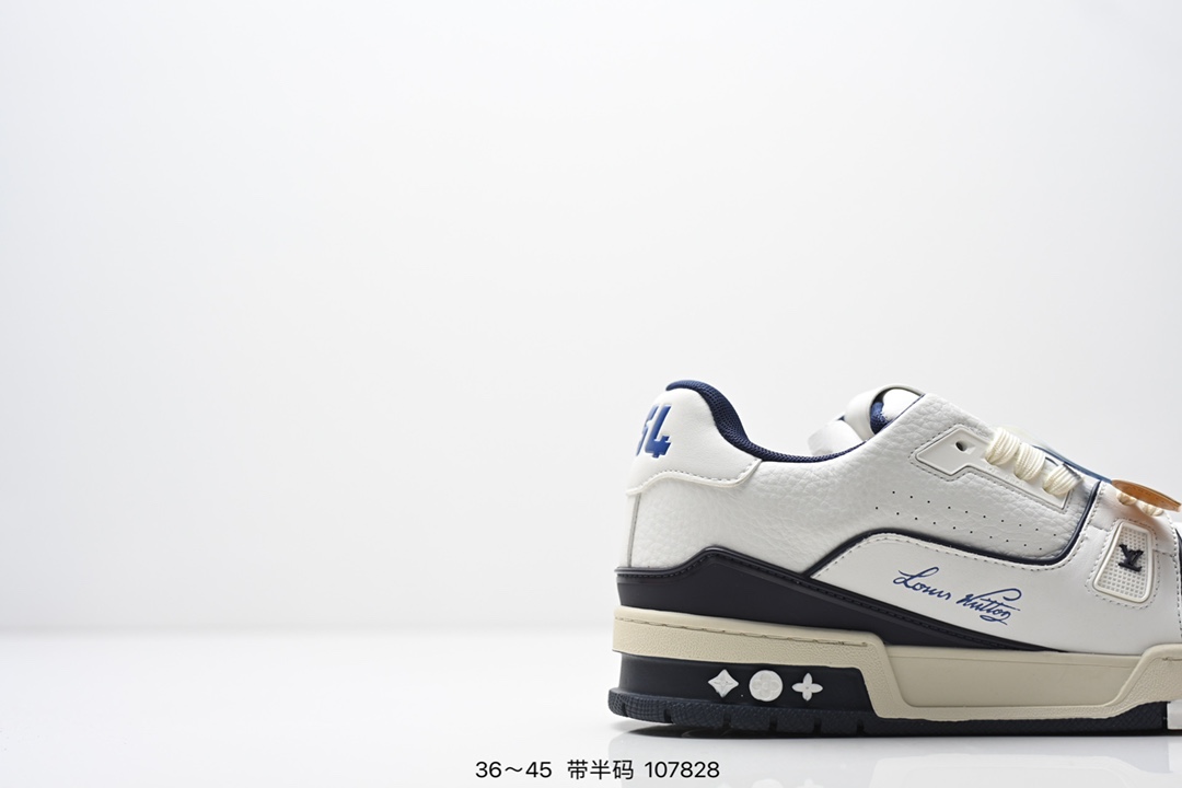 💰180
全新LV路易威登Louis Vuitton Trainer Sneaker Low休闲运动文化百搭板鞋 
尺码:36-45半
ID:107828