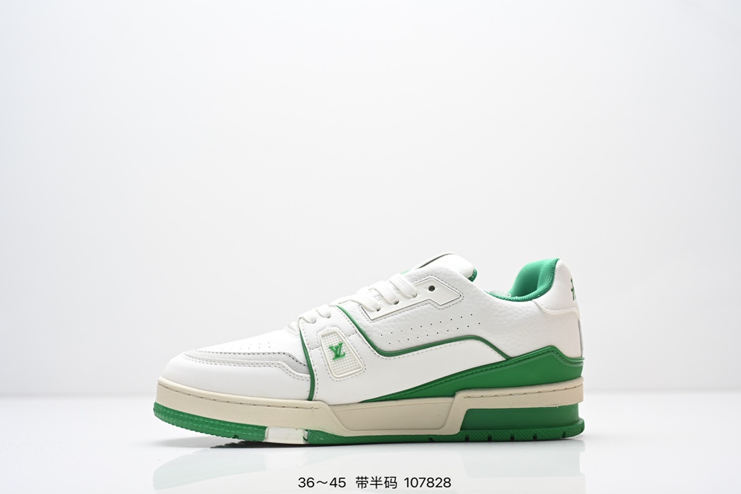 💰180
全新LV路易威登Louis Vuitton Trainer Sneaker Low休闲运动文化百搭板鞋 
尺码:36-45半
ID:107828