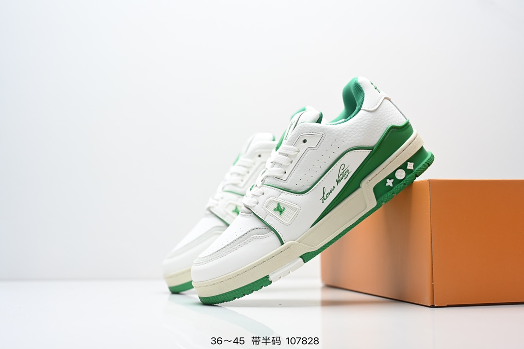 💰180
全新LV路易威登Louis Vuitton Trainer Sneaker Low休闲运动文化百搭板鞋 
尺码:36-45半
ID:107828