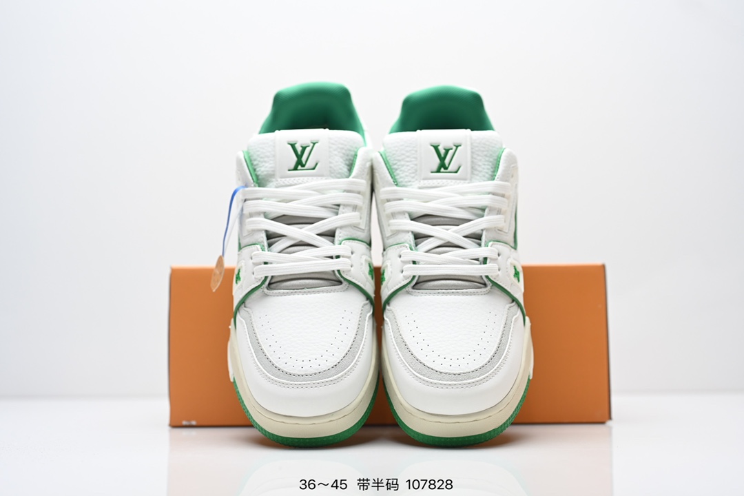 💰180
全新LV路易威登Louis Vuitton Trainer Sneaker Low休闲运动文化百搭板鞋 
尺码:36-45半
ID:107828