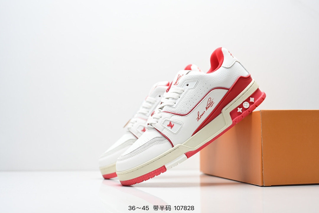 💰180
全新LV路易威登Louis Vuitton Trainer Sneaker Low休闲运动文化百搭板鞋 
尺码:36-45半
ID:107828