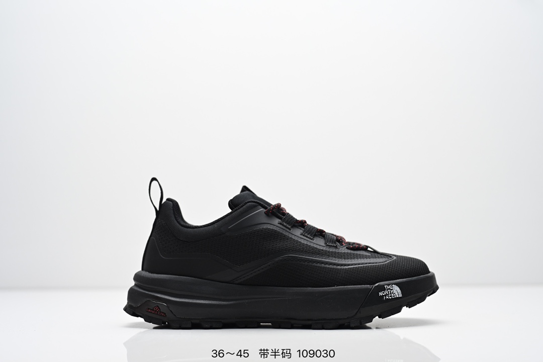 集合💰190
户外老爹运动鞋 The North Face 北面厚底增高跑步鞋 北脸男款老爹鞋 护脚踝登山鞋 透气织物鞋面 户外耐磨徒步鞋 。具有出色的抓地力和稳定性，在户外越野中勇往直前！回弹性中底具有出色的缓震效果，高性能大底，强力抓地，从容应对多种地形！

码数:  36-45含半码
编码：109030