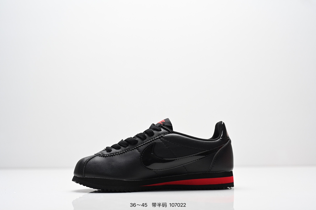 💰110
公司级：Nike Classic Cortez Basic SL耐克经典轻便舒适男子阿甘鞋休闲跑步鞋运动鞋 
纯粹而执着的精神 使得Cortez种在了一代人的心里 无论是否喜欢它复古的鞋型 
货号：905614
尺码：看图所示
ID:107022