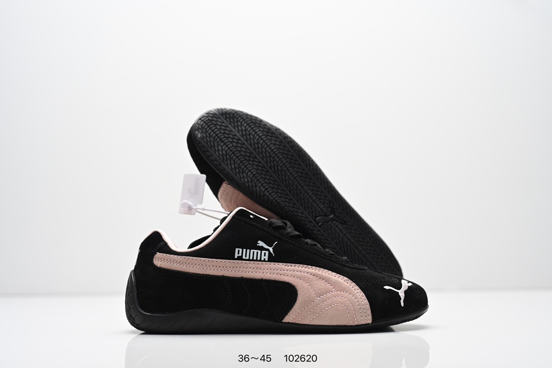 💰200
彪马 OPEN YY x Puma Speedcat合作鞋款  PUMA 联名时尚休闲运动板鞋。这双韩国辣妹疯抢的 Puma，是 OPEN YY 走向全球市场的关键 Speedcat 与其他平底运动鞋相比，更加前卫、性感；本次联名以 PUMA 经典的赛车鞋款「speed cat」为蓝本，将会有粉色与棕色两个版本，且都搭载了麂皮的鞋身与网面进行拼接。选用的长鞋舌也是完美顺应了最近的潮流趋势，复古味道满满。
货号：398846
尺码：36～45
编号：102620