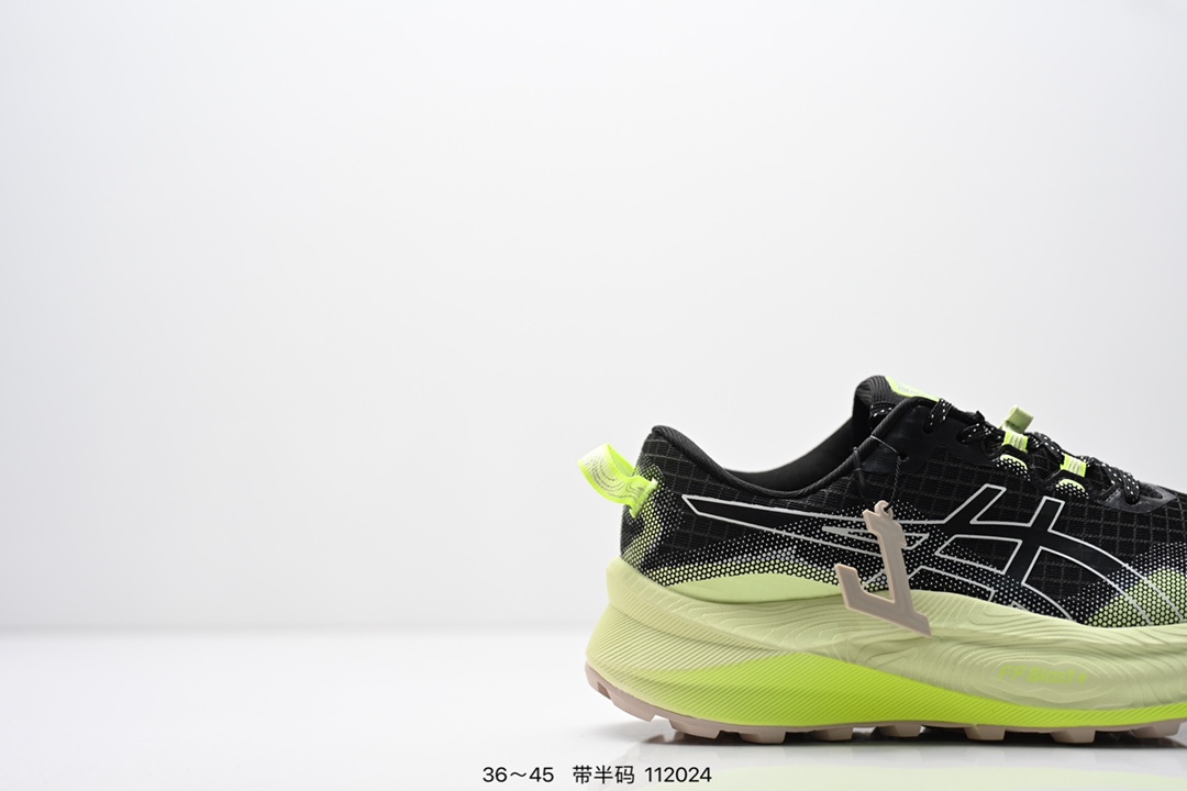 💰160
ASICS GEL-TRABUCO MAX 3 亚瑟士 网面透气 耐磨 越野跑步鞋
这双鞋的外观设计超级吸引人 简约大气 色彩搭配也很时尚 ASICS亚瑟士的独家GEL缓震科技 在跑步过程中感受到前所未有的舒适感 脚底仿佛踩在云端一般轻盈 这双鞋的抓地力也非常出色 无论是湿滑的泥泞小路还是崎岖的山路 它都能牢牢地抓住地面 
货号:1011B976-750
尺码:36 37 37.5 38 39 39.5 40.5 41.5 42 42.5 43.5 44 45
编码：112024