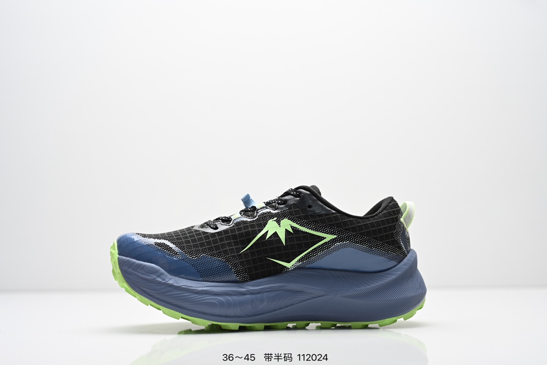 💰160
ASICS GEL-TRABUCO MAX 3 亚瑟士 网面透气 耐磨 越野跑步鞋
这双鞋的外观设计超级吸引人 简约大气 色彩搭配也很时尚 ASICS亚瑟士的独家GEL缓震科技 在跑步过程中感受到前所未有的舒适感 脚底仿佛踩在云端一般轻盈 这双鞋的抓地力也非常出色 无论是湿滑的泥泞小路还是崎岖的山路 它都能牢牢地抓住地面 
货号:1011B976-750
尺码:36 37 37.5 38 39 39.5 40.5 41.5 42 42.5 43.5 44 45
编码：112024