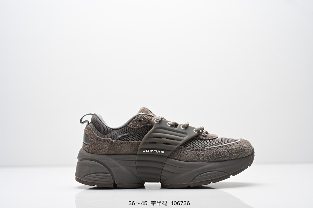乔丹 Air Jordan Trunner 乔丹运动透气缓震休闲运动跑步鞋 货号:IB3722 101 半 编号:106736