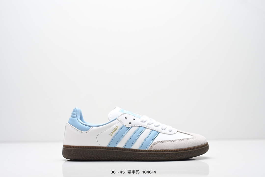 💰70
阿迪达斯 Original Samba OG 复古经典轻便板鞋 口碑大厂出品 品控大底版型不断改良更新 全套原纸板楦头开发 确保原汁原味 完美呈现版型 一比一鞋头弧度高度鞋身弧度 此版本只针对中端市场 皮料材质有所更替 其他数据细节工艺流程均保持一致 绝不口嗨 细节品控鞋型随意对比 正确烫金高频细节 原装纳米超迁皮料 独家私模橡胶大底 原盒原配 这款桑巴鞋展示了高质量的工艺 带有装饰的超锁缝制和无缝的手感 柔软、柔软的皮革造型和标志性的3条纹完成了精致的外观 正规合身鞋带 鞋面上有绒面鞋垫 橡胶鞋底 享受正畸套筒软感 自50年代首次亮相以来就一直在赢得粉丝的青睐 
货号：ID0478 
SIZE：36 36.5 37.5 38 38.5 39 40 40.5 41 42 42.5 43 44 44.5 45
编码：104614