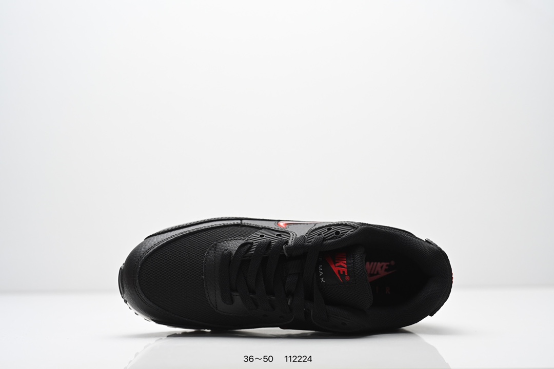 💰120
NIKE耐克运动鞋 Air max 90 健身运动跑鞋休闲鞋 复古风十足!Air Max 90 作为 Nike 旗下最经典的鞋型之一,凭借着百搭的造型,获得众多鞋迷们的喜爱。鞋面采用皮革、网眼布和麂皮材质打造,带来不俗质感的同时还有一定的透气性。最后开窗式 Air Max 气垫收尾,完善整双鞋设计。nike air max 90类鞋子 鞋后跟较高,减震效果出奇的好(鞋跟处有气垫)由于后跟高于前跟,便于跑步。鞋底采用华夫格橡胶底,抓地力确实强悍。气垫的吸震效果极佳,响应也很棒,再加上非常耐用。Nikeairmax90的鞋可以用来跑步,原本就是复古跑步鞋。运动时也耐穿的,这款鞋子够结实。
类型:男鞋
货号:CN8490
尺码:36~50
编码: 112224