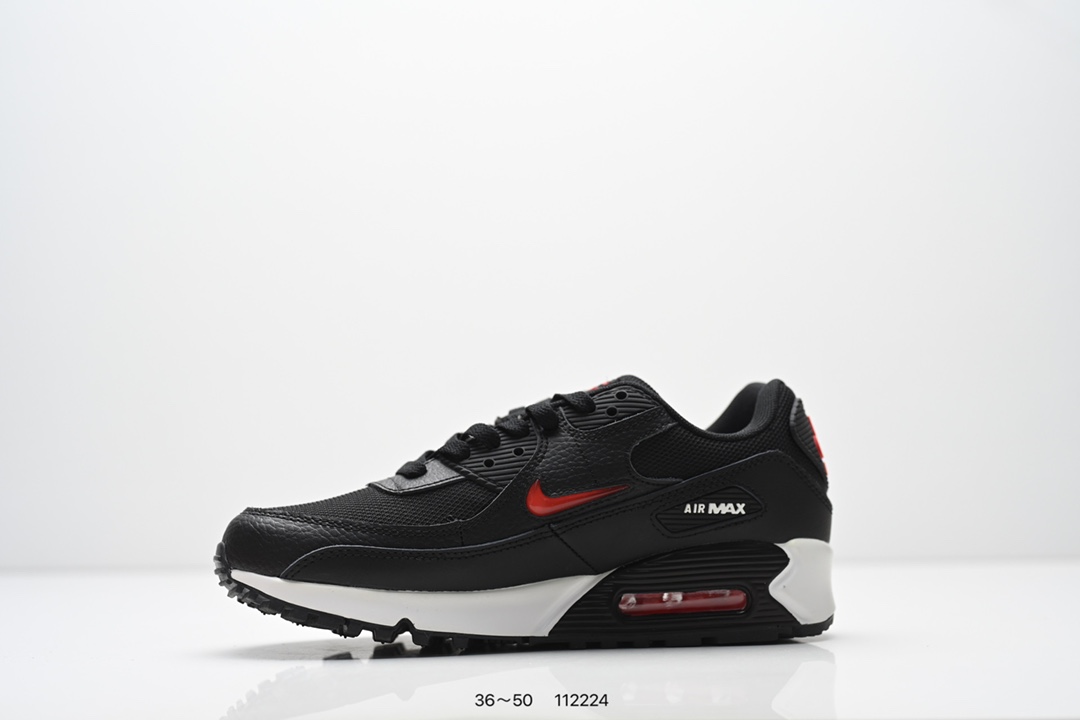 💰120
NIKE耐克运动鞋 Air max 90 健身运动跑鞋休闲鞋 复古风十足!Air Max 90 作为 Nike 旗下最经典的鞋型之一,凭借着百搭的造型,获得众多鞋迷们的喜爱。鞋面采用皮革、网眼布和麂皮材质打造,带来不俗质感的同时还有一定的透气性。最后开窗式 Air Max 气垫收尾,完善整双鞋设计。nike air max 90类鞋子 鞋后跟较高,减震效果出奇的好(鞋跟处有气垫)由于后跟高于前跟,便于跑步。鞋底采用华夫格橡胶底,抓地力确实强悍。气垫的吸震效果极佳,响应也很棒,再加上非常耐用。Nikeairmax90的鞋可以用来跑步,原本就是复古跑步鞋。运动时也耐穿的,这款鞋子够结实。
类型:男鞋
货号:CN8490
尺码:36~50
编码: 112224