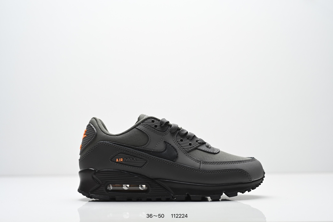 💰120
NIKE耐克运动鞋 Air max 90 健身运动跑鞋休闲鞋 复古风十足！Air Max 90 作为 Nike 旗下最经典的鞋型之一，凭借着百搭的造型，获得众多鞋迷们的喜爱。鞋面采用皮革、网眼布和麂皮材质打造，带来不俗质感的同时还有一定的透气性。最后开窗式 Air Max 气垫收尾，完善整双鞋设计。nike air max 90类鞋子 鞋后跟较高，减震效果出奇的好（鞋跟处有气垫）由于后跟高于前跟，便于跑步。鞋底采用华夫格橡胶底，抓地力确实强悍。气垫的吸震效果极佳，响应也很棒，再加上非常耐用。Nikeairmax90的鞋可以用来跑步，原本就是复古跑步鞋。运动时也耐穿的，这款鞋子够结实。

类型：男鞋
货号：CN8490
尺码：36～50
编码:  112224