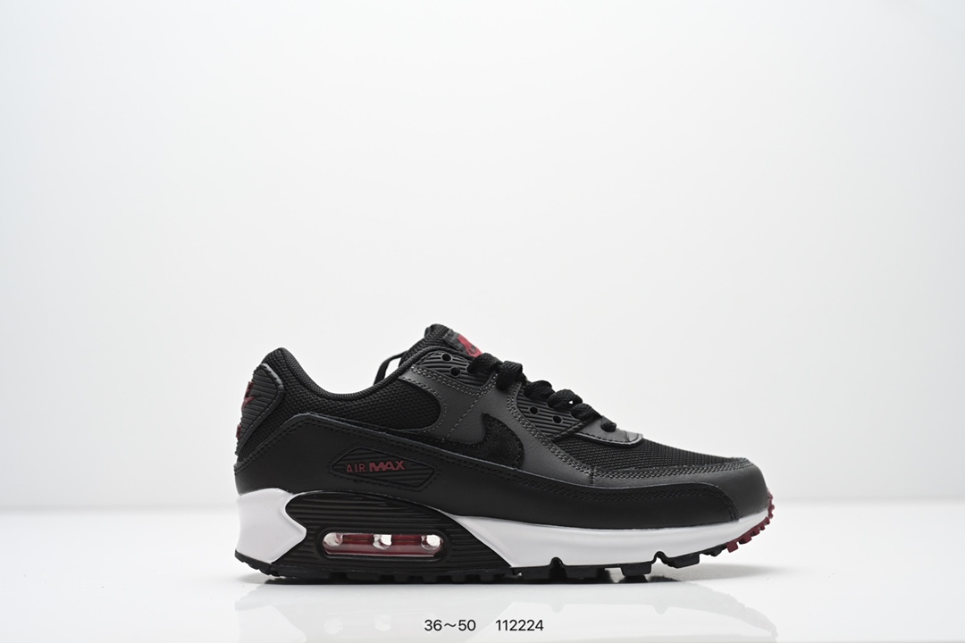 💰120
NIKE耐克运动鞋 Air max 90 健身运动跑鞋休闲鞋 复古风十足！Air Max 90 作为 Nike 旗下最经典的鞋型之一，凭借着百搭的造型，获得众多鞋迷们的喜爱。鞋面采用皮革、网眼布和麂皮材质打造，带来不俗质感的同时还有一定的透气性。最后开窗式 Air Max 气垫收尾，完善整双鞋设计。nike air max 90类鞋子 鞋后跟较高，减震效果出奇的好（鞋跟处有气垫）由于后跟高于前跟，便于跑步。鞋底采用华夫格橡胶底，抓地力确实强悍。气垫的吸震效果极佳，响应也很棒，再加上非常耐用。Nikeairmax90的鞋可以用来跑步，原本就是复古跑步鞋。运动时也耐穿的，这款鞋子够结实。

类型：男鞋
货号：CN8490
尺码：36～50
编码:  112224
