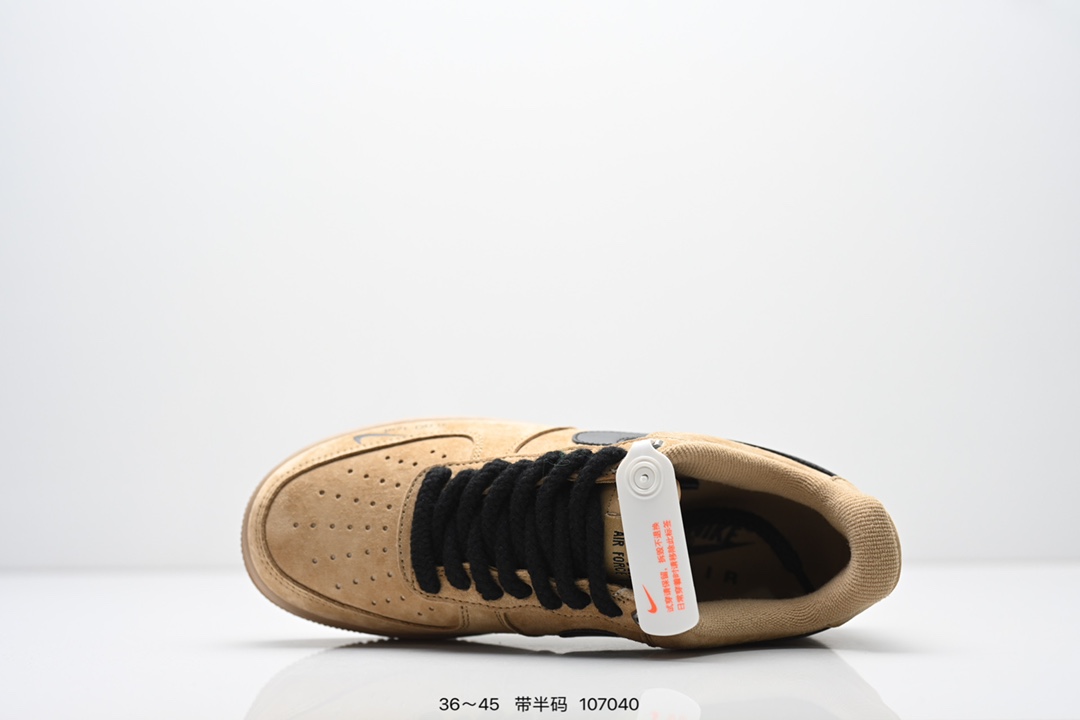 💰240
公司级：NIKE AIR FORCE 1‘07 LV8
原楦头原纸板 打造纯正低帮空军版型
专注外贸渠道 全掌内置蜂窝气垫 
原盒配件 原厂中底钢印、拉帮完美
货号:CW2288-111
Size:36 36.5 37.5 38 38.5 39 40 40.5 41 42 42.5 43 44 45
ID:107040