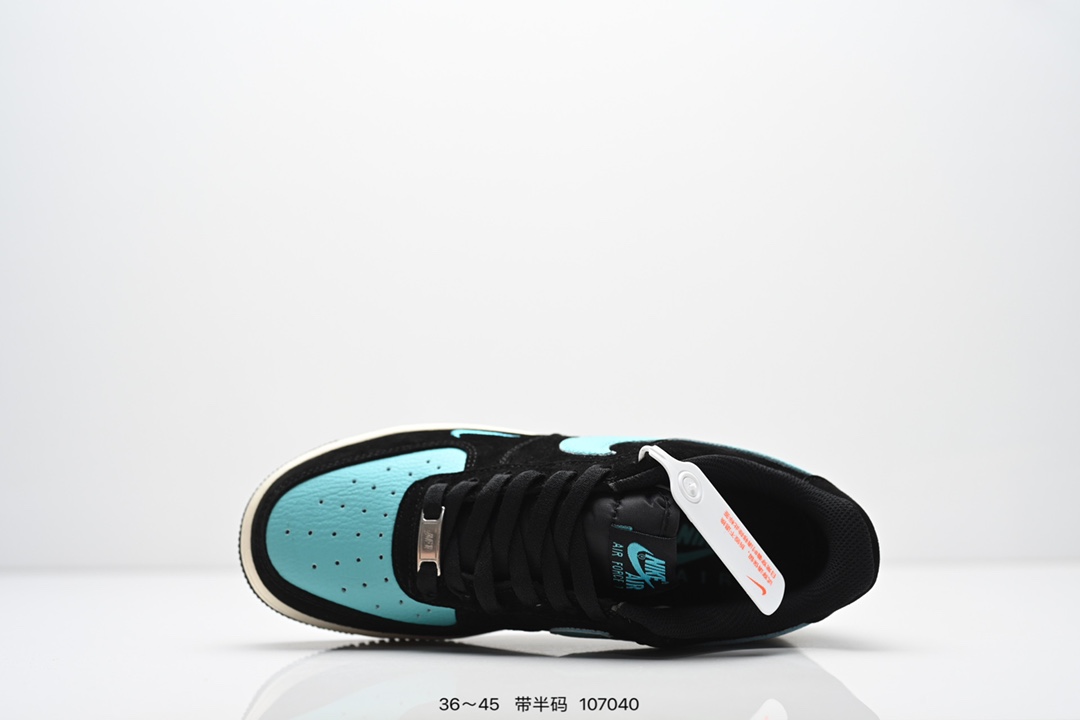 💰240
公司级：NIKE AIR FORCE 1‘07 LV8
原楦头原纸板 打造纯正低帮空军版型
专注外贸渠道 全掌内置蜂窝气垫 
原盒配件 原厂中底钢印、拉帮完美
货号:CW2288-111
Size:36 36.5 37.5 38 38.5 39 40 40.5 41 42 42.5 43 44 45
ID:107040