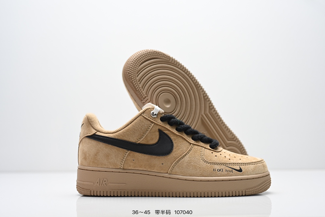 集合💰240
公司级：NIKE AIR FORCE 1‘07 LV8
原楦头原纸板 打造纯正低帮空军版型
专注外贸渠道 全掌内置蜂窝气垫 
原盒配件 原厂中底钢印、拉帮完美
货号:CW2288-111
Size:36 36.5 37.5 38 38.5 39 40 40.5 41 42 42.5 43 44 45
ID:107040