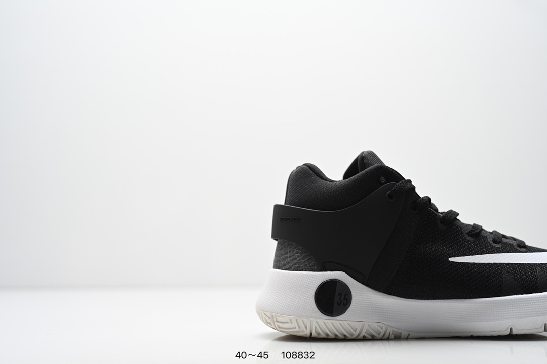 💰200
公司级：Nike KD Trey 5 IX EP 杜兰特
升级版原楦原纸版数据开发版型#采用热熔织物鞋面材质#配置Zoom气垫缓震#搭配全掌Renew科技泡棉缓震中底#外置优质橡胶大底❗️新一代 KD 支线，耐克Nike KD Trey 5 IX EP”Oreo“凯文·杜兰特简版5代中帮休闲运动篮球鞋
货号：844573
尺码：40 40.5 41 42 42.5 43 44 45 
ID：108832