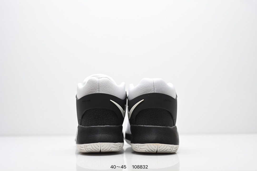 💰200
公司级：Nike KD Trey 5 IX EP 杜兰特
升级版原楦原纸版数据开发版型#采用热熔织物鞋面材质#配置Zoom气垫缓震#搭配全掌Renew科技泡棉缓震中底#外置优质橡胶大底❗️新一代 KD 支线，耐克Nike KD Trey 5 IX EP”Oreo“凯文·杜兰特简版5代中帮休闲运动篮球鞋
货号：844573
尺码：40 40.5 41 42 42.5 43 44 45 
ID：108832
