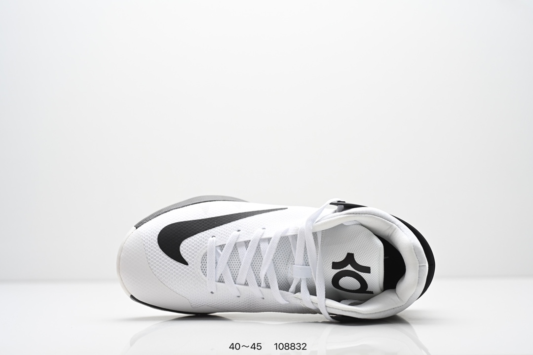 💰200
公司级：Nike KD Trey 5 IX EP 杜兰特
升级版原楦原纸版数据开发版型#采用热熔织物鞋面材质#配置Zoom气垫缓震#搭配全掌Renew科技泡棉缓震中底#外置优质橡胶大底❗️新一代 KD 支线，耐克Nike KD Trey 5 IX EP”Oreo“凯文·杜兰特简版5代中帮休闲运动篮球鞋
货号：844573
尺码：40 40.5 41 42 42.5 43 44 45 
ID：108832
