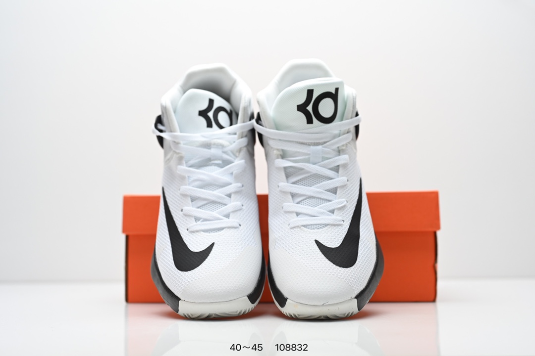 💰200
公司级：Nike KD Trey 5 IX EP 杜兰特
升级版原楦原纸版数据开发版型#采用热熔织物鞋面材质#配置Zoom气垫缓震#搭配全掌Renew科技泡棉缓震中底#外置优质橡胶大底❗️新一代 KD 支线，耐克Nike KD Trey 5 IX EP”Oreo“凯文·杜兰特简版5代中帮休闲运动篮球鞋
货号：844573
尺码：40 40.5 41 42 42.5 43 44 45 
ID：108832