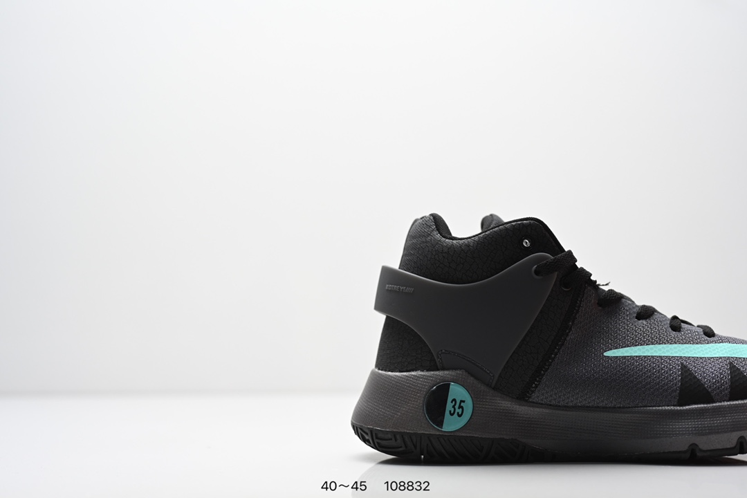 💰200
公司级：Nike KD Trey 5 IX EP 杜兰特
升级版原楦原纸版数据开发版型#采用热熔织物鞋面材质#配置Zoom气垫缓震#搭配全掌Renew科技泡棉缓震中底#外置优质橡胶大底❗️新一代 KD 支线，耐克Nike KD Trey 5 IX EP”Oreo“凯文·杜兰特简版5代中帮休闲运动篮球鞋
货号：844573
尺码：40 40.5 41 42 42.5 43 44 45 
ID：108832