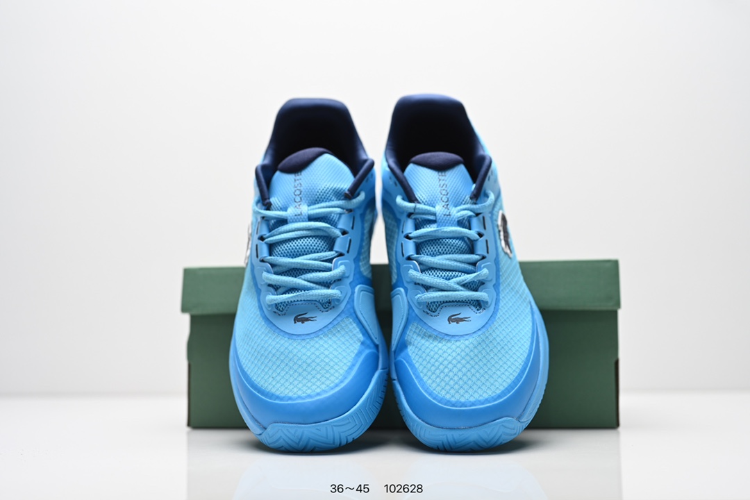 💰180
【新品🔥】LACOSTE 法国鳄鱼🐊男鞋运动篮球鞋 新款男士高帮休闲鞋织物帆布拼接舒适轻便透气运动鞋 Lacoste/拉科斯特 流行元素 车缝线 风格 休闲 内里材质 混合材质，帮面材质 织物 平跟 款式 板鞋 2025年春季新款 鞋头款式 圆头

货号:48SMA0040
尺码:36～45
编码:102628